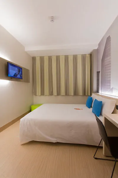 B&B Hotel Milano Cenisio Garibaldi  מילאנו