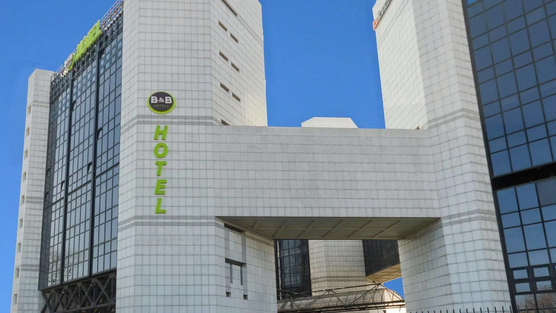 ***  B&B Hotel Milano Cenisio Garibaldi איטליה