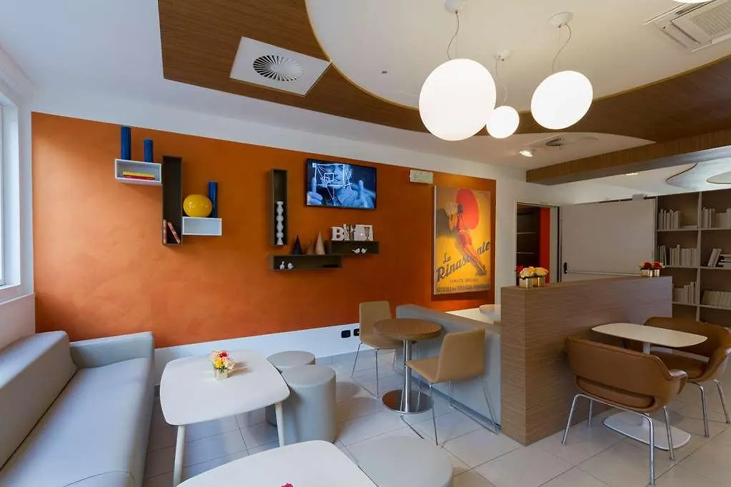 B&B Hotel Milano Cenisio Garibaldi 3*, מילאנו